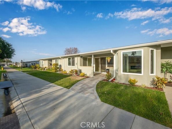 1641 Monterey Road 18E, Seal Beach CA 90740