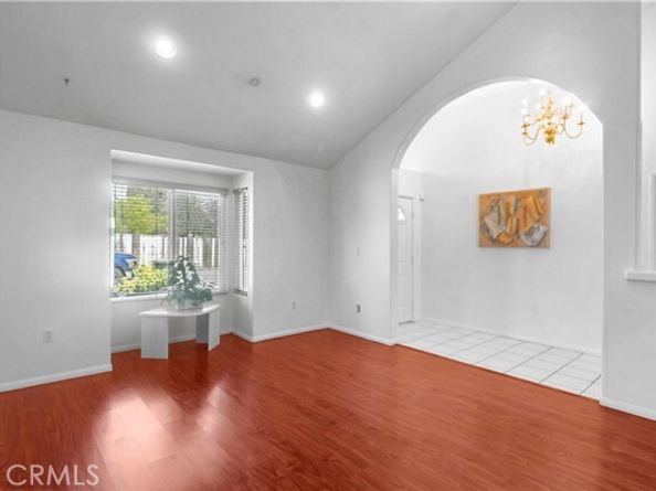 11529 Hunnewell Avenue, Sylmar (los Angeles) CA 91342