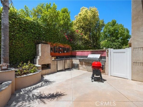 3302 Van Allen Place, Topanga (los Angeles) CA 90290