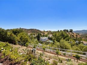 3302 Van Allen Place, Topanga (los Angeles) CA 90290