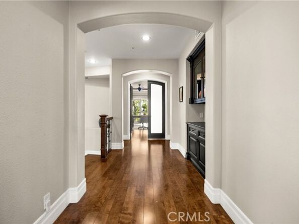 3302 Van Allen Place, Topanga (los Angeles) CA 90290