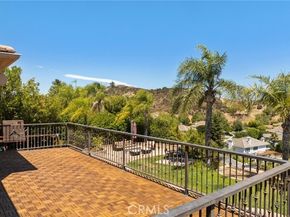 3302 Van Allen Place, Topanga (los Angeles) CA 90290
