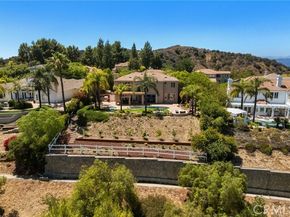3302 Van Allen Place, Topanga (los Angeles) CA 90290