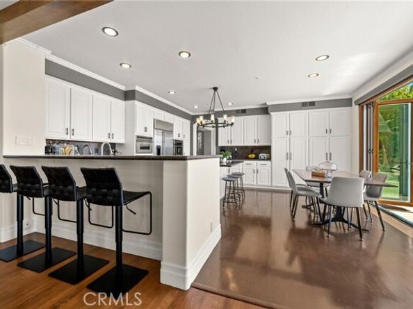 3302 Van Allen Place, Topanga (los Angeles) CA 90290