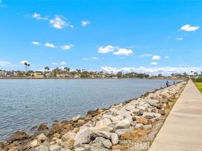 5564 Spinnaker Bay Drive, Long Beach CA 90803
