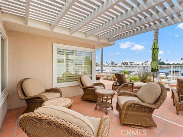 5564 Spinnaker Bay Drive, Long Beach CA 90803