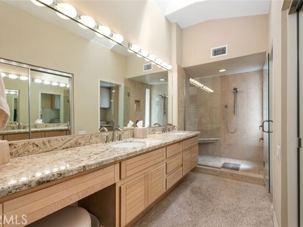 5564 Spinnaker Bay Drive, Long Beach CA 90803