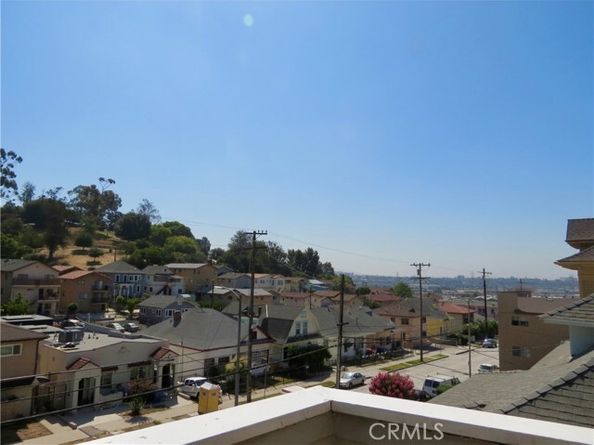 490 Solano Avenue, Los Angeles CA 90012