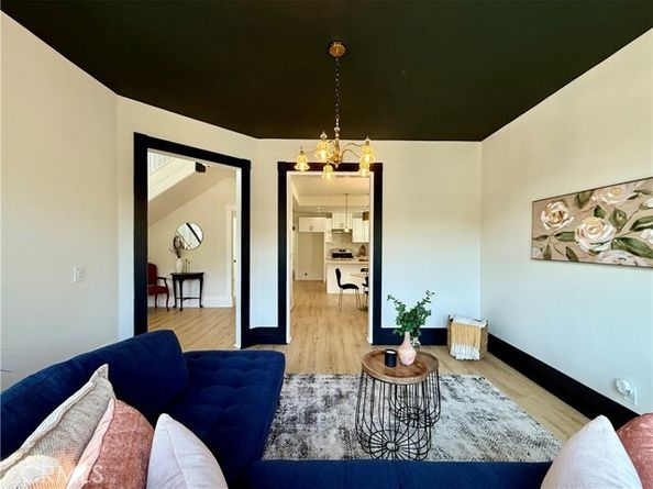 490 Solano Avenue, Los Angeles CA 90012