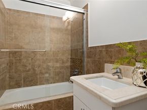 1714 Stone Canyon Road, Los Angeles CA 90077