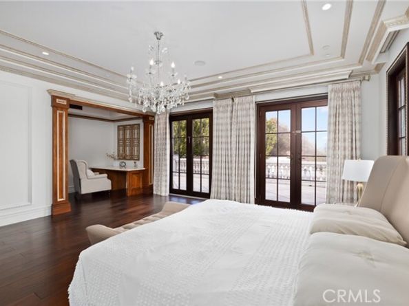 1714 Stone Canyon Road, Los Angeles CA 90077