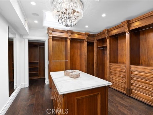 1714 Stone Canyon Road, Los Angeles CA 90077