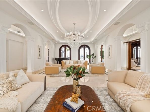 1714 Stone Canyon Road, Los Angeles CA 90077