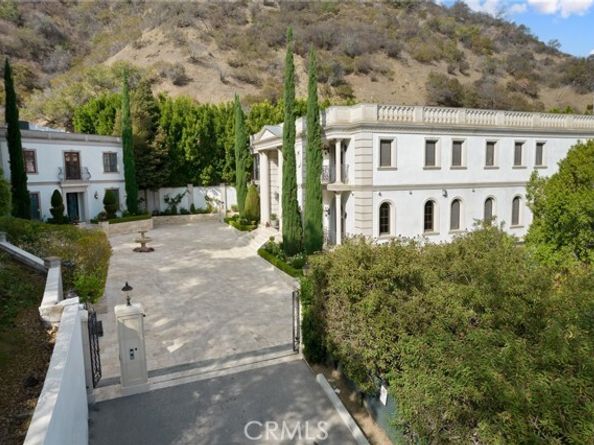 1714 Stone Canyon Road, Los Angeles CA 90077