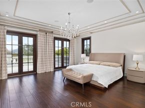 1714 Stone Canyon Road, Los Angeles CA 90077