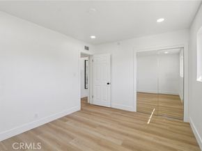 10007 Debra, North Hills (los Angeles) CA 91343