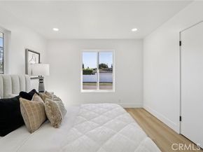 10007 Debra, North Hills (los Angeles) CA 91343