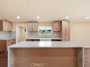 8008 Greenbush Avenue, Panorama City (los Angeles) CA 91402