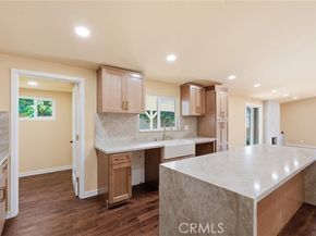 8008 Greenbush Avenue, Panorama City (los Angeles) CA 91402