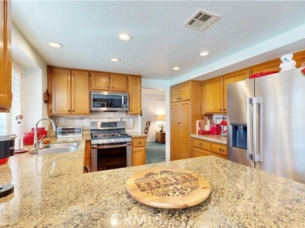 1992 Windemere, Upland CA 91784