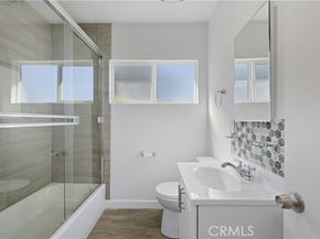 9106 Lev Avenue, Arleta (los Angeles) CA 91331