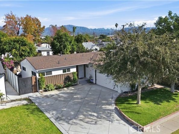 9106 Lev Avenue, Arleta (los Angeles) CA 91331