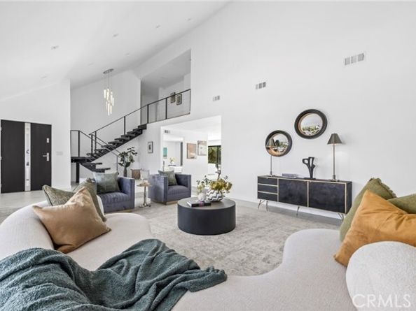 20101 Greenbriar Drive, Tarzana (los Angeles) CA 91356