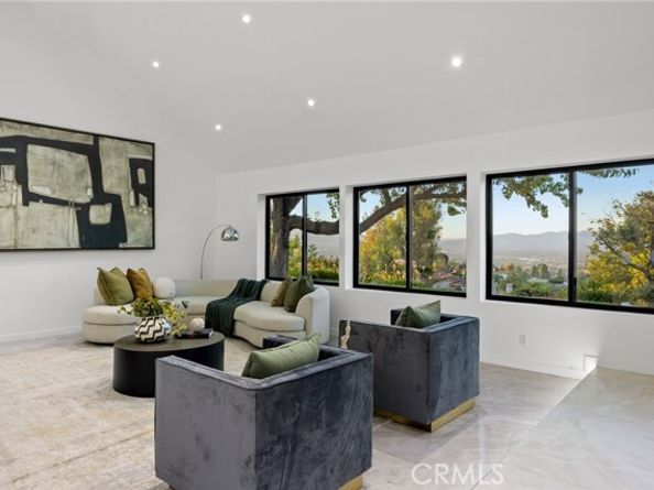 20101 Greenbriar Drive, Tarzana (los Angeles) CA 91356