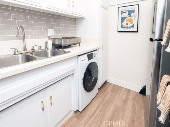 6160 Whitsett Avenue 4, North Hollywood (los Angeles) CA 91606