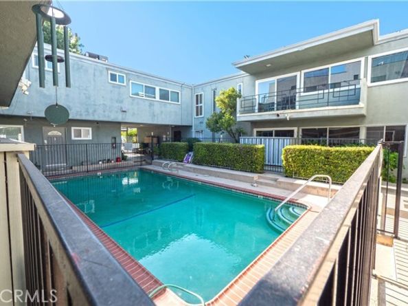 6160 Whitsett Avenue 4, North Hollywood (los Angeles) CA 91606