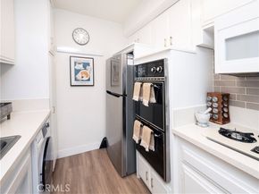 6160 Whitsett Avenue 4, North Hollywood (los Angeles) CA 91606