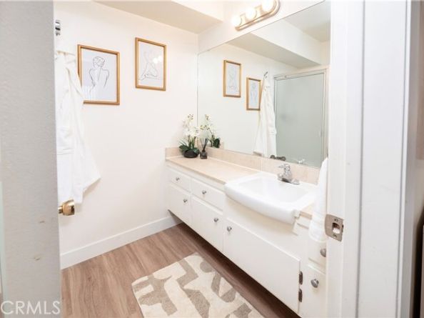 6160 Whitsett Avenue 4, North Hollywood (los Angeles) CA 91606