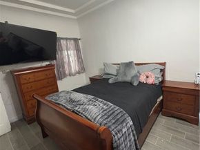 6214 S Western Avenue, Los Angeles CA 90047