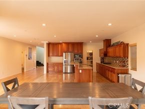 1137 N Banning Boulevard, Wilmington (los Angeles) CA 90744