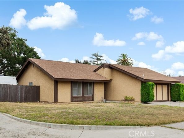 972 Spruce, Pasadena CA 91103