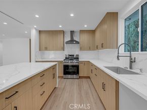 8369 Vine Valley Drive, Sun Valley (los Angeles) CA 91352