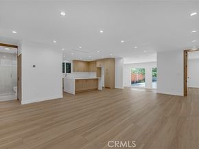 8369 Vine Valley Drive, Sun Valley (los Angeles) CA 91352