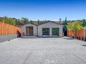 8369 Vine Valley Drive, Sun Valley (los Angeles) CA 91352