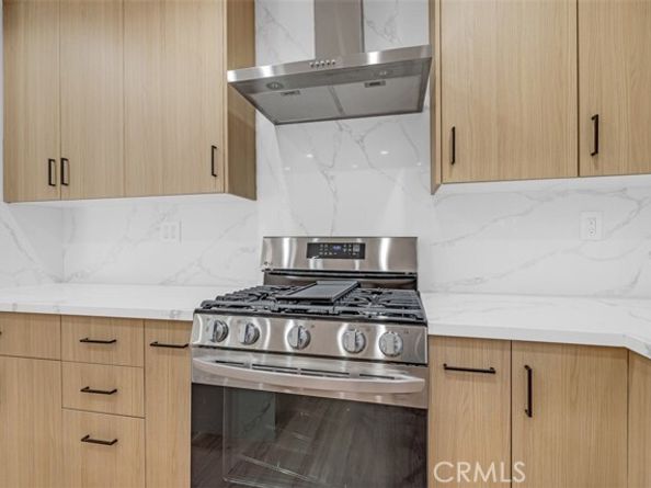 8369 Vine Valley Drive, Sun Valley (los Angeles) CA 91352