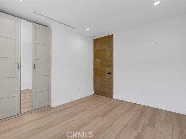 8369 Vine Valley Drive, Sun Valley (los Angeles) CA 91352