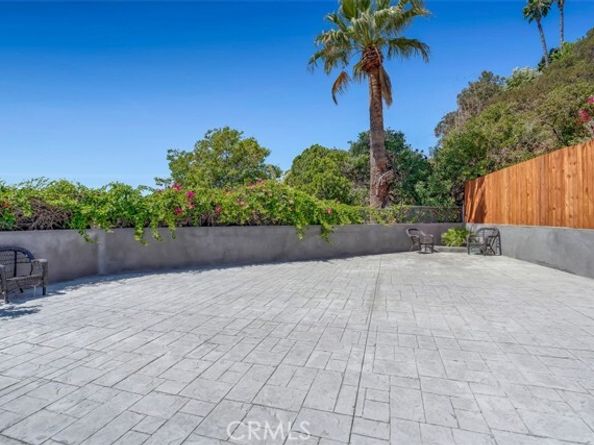 8369 Vine Valley Drive, Sun Valley (los Angeles) CA 91352
