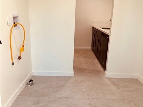 4920 W Fountain Avenue, Los Angeles CA 90029