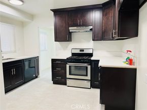 4920 W Fountain Avenue, Los Angeles CA 90029