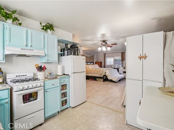 5810 Denny Avenue, North Hollywood (los Angeles) CA 91601