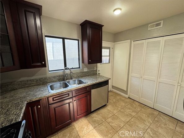 45 Harkness Avenue 2, Pasadena CA 91106