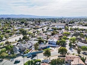 6415 Charlesworth Avenue, North Hollywood (los Angeles) CA 91606