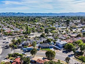 6415 Charlesworth Avenue, North Hollywood (los Angeles) CA 91606