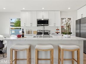 6415 Charlesworth Avenue, North Hollywood (los Angeles) CA 91606