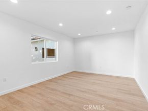 6842 Cedros Avenue, Van Nuys (los Angeles) CA 91405