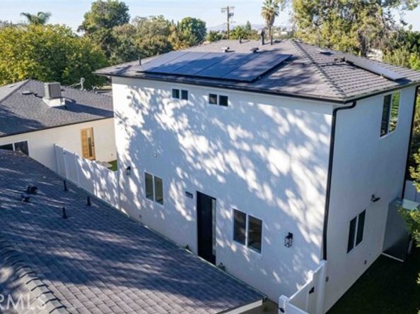 6842 Cedros Avenue, Van Nuys (los Angeles) CA 91405